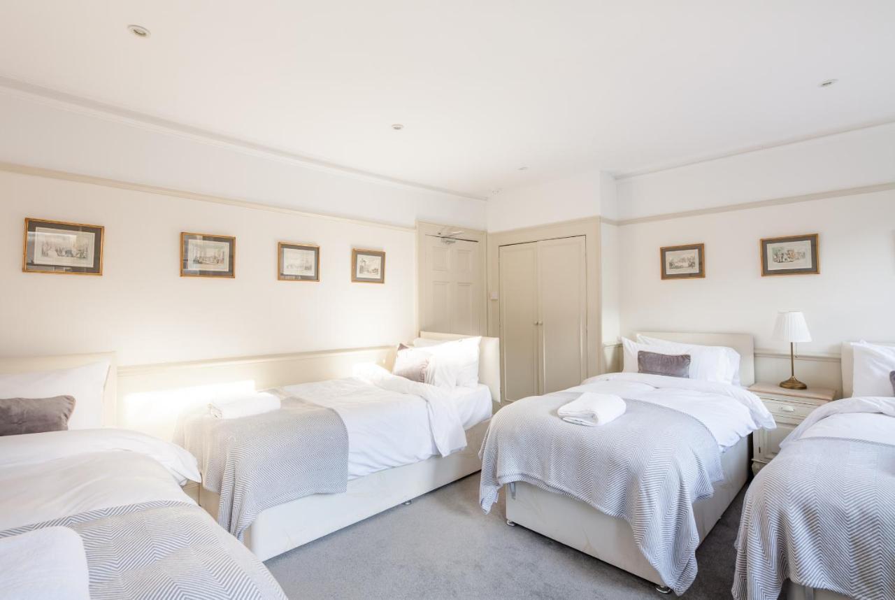 City Centre Stunning House-Roman Baths - 3Min Walk - 4 Bedrooms Buitenkant foto